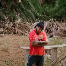 SKY LOLO dinle, müzik videolarını izle, biyografisini oku, tur tarihlerini ve daha fazlasını gör!