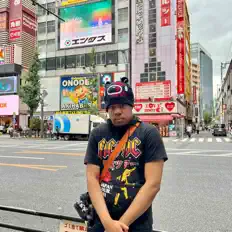 Écoutez Jayy Queezy, regardez des vidéoclips, lisez la biographie, consultez les dates de tournée et plus encore !