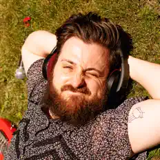 Posłuchaj wykonawcy Mackin The Destroyer, obejrzyj teledyski, przeczytaj biografię, zobacz daty tras koncertowych i nie tylko!