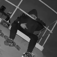 Big Nate सुनें, म्यूज़िक वीडियो देखें, बायो पढ़ें, दौरे की तारीखें और बहुत कुछ देखें!