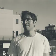 Listen to Tōnis, watch music videos, read bio, see tour dates & more!
