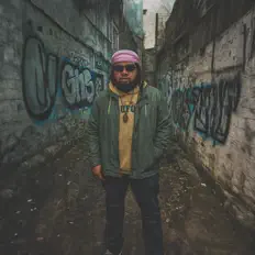 Escucha a TA30, mira videos musicales, lee su biografía, consulta las fechas de las gira y más.