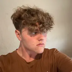 Ascolta Van!ty, guarda video musicali, leggi la biografia, vedi le date del tour & altro!