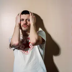 Escucha a n0blame, mira vídeos musicales, lee la biografía, consulta fechas de giras y mucho más.