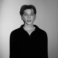 Ascolta undefined, guarda video musicali, leggi la biografia, vedi le date del tour & altro!