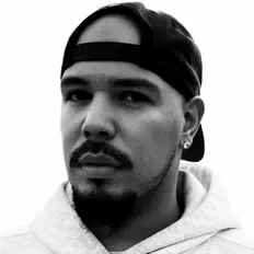 Dengarkan VRO, The Poet, tonton video musik, baca bio, lihat tanggal tur & lainnya!