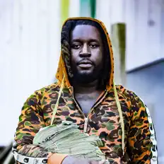 Escucha a Fawzi Malaika, mira vídeos musicales, lee la biografía, consulta fechas de giras y mucho más.