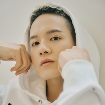 聆聽 PENIEL、觀看音樂影片、閱讀小傳、查看巡演日期等！