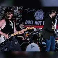 Posłuchaj wykonawcy Black Cat Coalition, obejrzyj teledyski, przeczytaj biografię, zobacz daty tras koncertowych i nie tylko!