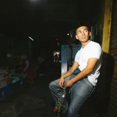 Ouça Kamilito, assista a videoclipes, leia a biografia, veja as datas das turnês e mais!