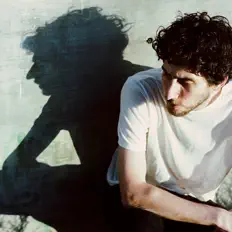 A/S/L을(를) 듣고, 뮤직 비디오를 보고, 약력을 읽고, 투어 일정 등을 확인하세요!