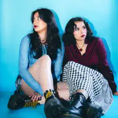 聆聽 Nineteenth Operator、觀看音樂影片、閱讀小傳、查看巡演日期等！