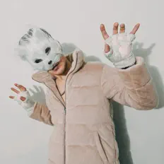 Luister naar КРИНЖ РОК, bekijk muziekvideo's, lees de bio, bekijk de tourdata, en meer!