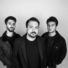 聆聽 ROY、觀看音樂影片、閱讀小傳、查看巡演日期等！