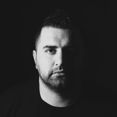 Listen to Gabriel Esef, watch music videos, read bio, see tour dates & more!