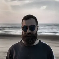 Ouve Yaad, vê vídeos de música, lê a biografia, vê as datas da digressão e muito mais!