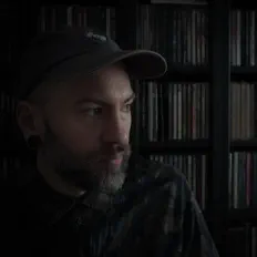 Ascolta Far away Nebraska, guarda video musicali, leggi la biografia, vedi le date del tour & altro!