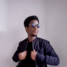 Ouve Iyona We Langar Musiq, vê vídeos de música, lê a biografia, vê as datas da digressão e muito mais!