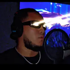 聆聽 SkippDaWiz、觀看音樂影片、閱讀小傳、查看巡演日期等！