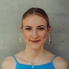 Escucha a Rina Grundke, mira videos musicales, lee su biografía, consulta las fechas de las gira y más.