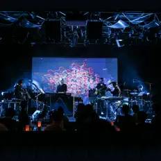 Tokyo Zawinul Bach・Reunionを聴いたり、ミュージックビデオを鑑賞したり、経歴やツアー日程などを確認したりしましょう！