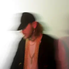 收听 Hypergeneration、观看音乐视频、阅读小传、查看巡演日期等 ！