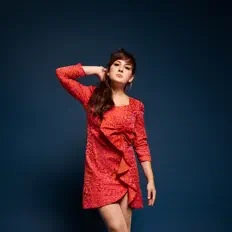 收听 Claire Parsons、观看音乐视频、阅读小传、查看巡演日期等 ！