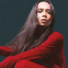 聆聽 SEIJ、觀看音樂影片、閱讀小傳、查看巡演日期等！