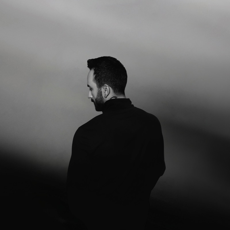 Song - Bhebak Ana (feat. Yara Korkomaz) - عظيم