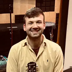 Henry Smith dinle, müzik videolarını izle, biyografisini oku, tur tarihlerini ve daha fazlasını gör!