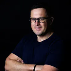 Ouve Ryven, vê vídeos de música, lê a biografia, vê as datas da digressão e muito mais!