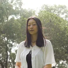 甘恬 dinle, müzik videolarını izle, biyografisini oku, tur tarihlerini ve daha fazlasını gör!