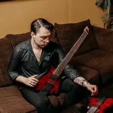 Justus Hajas: песни, клипы, биография, даты выступлений и многое другое.