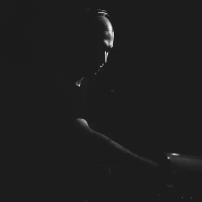 Listen to JO (IT), watch music videos, read bio, see tour dates & more!