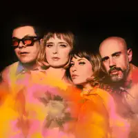 Escucha a undefined, mira vídeos musicales, lee la biografía, consulta fechas de giras y mucho más.