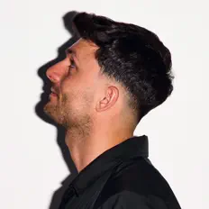 Escucha a Hutcher, mira videos musicales, lee su biografía, consulta las fechas de las gira y más.