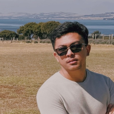 Listen to Achmad Fauzil, watch music videos, read bio, see tour dates & more!
