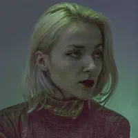 undefined을(를) 듣고, 뮤직 비디오를 보고, 약력을 읽고, 투어 일정 등을 확인하세요!