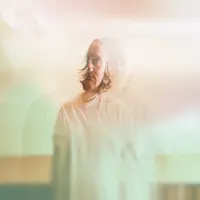 undefined dinle, müzik videolarını izle, biyografisini oku, tur tarihlerini ve daha fazlasını gör!