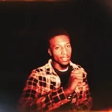 聆聽 TanaDaKannon、觀看音樂影片、閱讀小傳、查看巡演日期等！