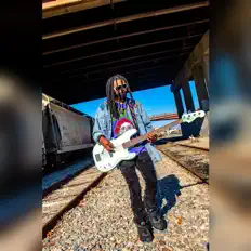 聆聽 Marco Montana、觀看音樂影片、閱讀小傳、查看巡演日期等！