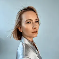 收听 Olka、观看音乐视频、阅读小传、查看巡演日期等 ！