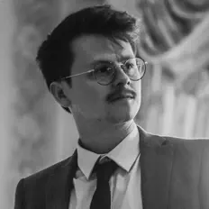 Charlie Parkinを聴いたり、ミュージックビデオを鑑賞したり、経歴やツアー日程などを確認したりしましょう！