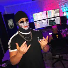 T Knuckles을(를) 듣고, 뮤직 비디오를 보고, 약력을 읽고, 투어 일정 등을 확인하세요!