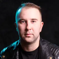 Oleg Farrier을(를) 듣고, 뮤직 비디오를 보고, 약력을 읽고, 투어 일정 등을 확인하세요!