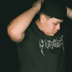 Dengarkan Alfredo Manzo, tonton video musik, baca bio, lihat tanggal tur & lainnya!