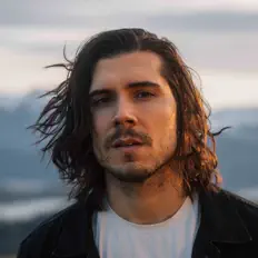 BEN The Real dinle, müzik videolarını izle, biyografisini oku, tur tarihlerini ve daha fazlasını gör!