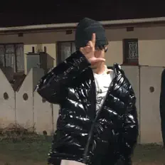 Ascolta vipfuego, guarda video musicali, leggi la biografia, vedi le date del tour & altro!