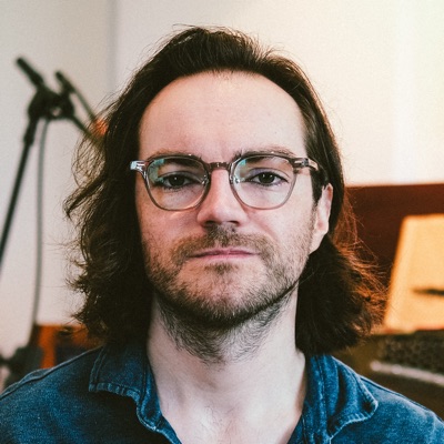 Listen to Glenn Thomas, watch music videos, read bio, see tour dates & more!