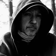 Dengarkan Thom Brennan, tonton video musik, baca bio, lihat tanggal tur & lainnya!